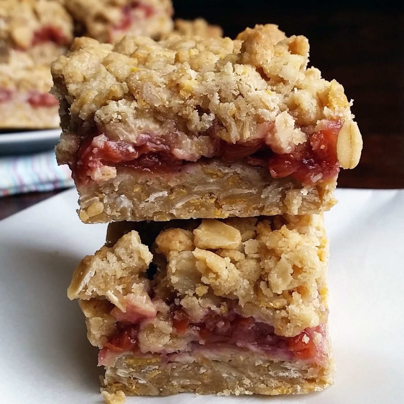 Barritas-cerezas-crumble-avena