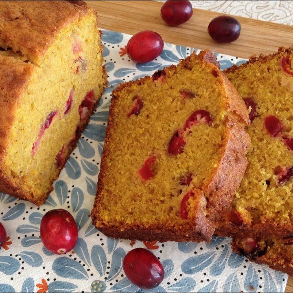 Bizcocho-calabaza-higos-frutos-rojos