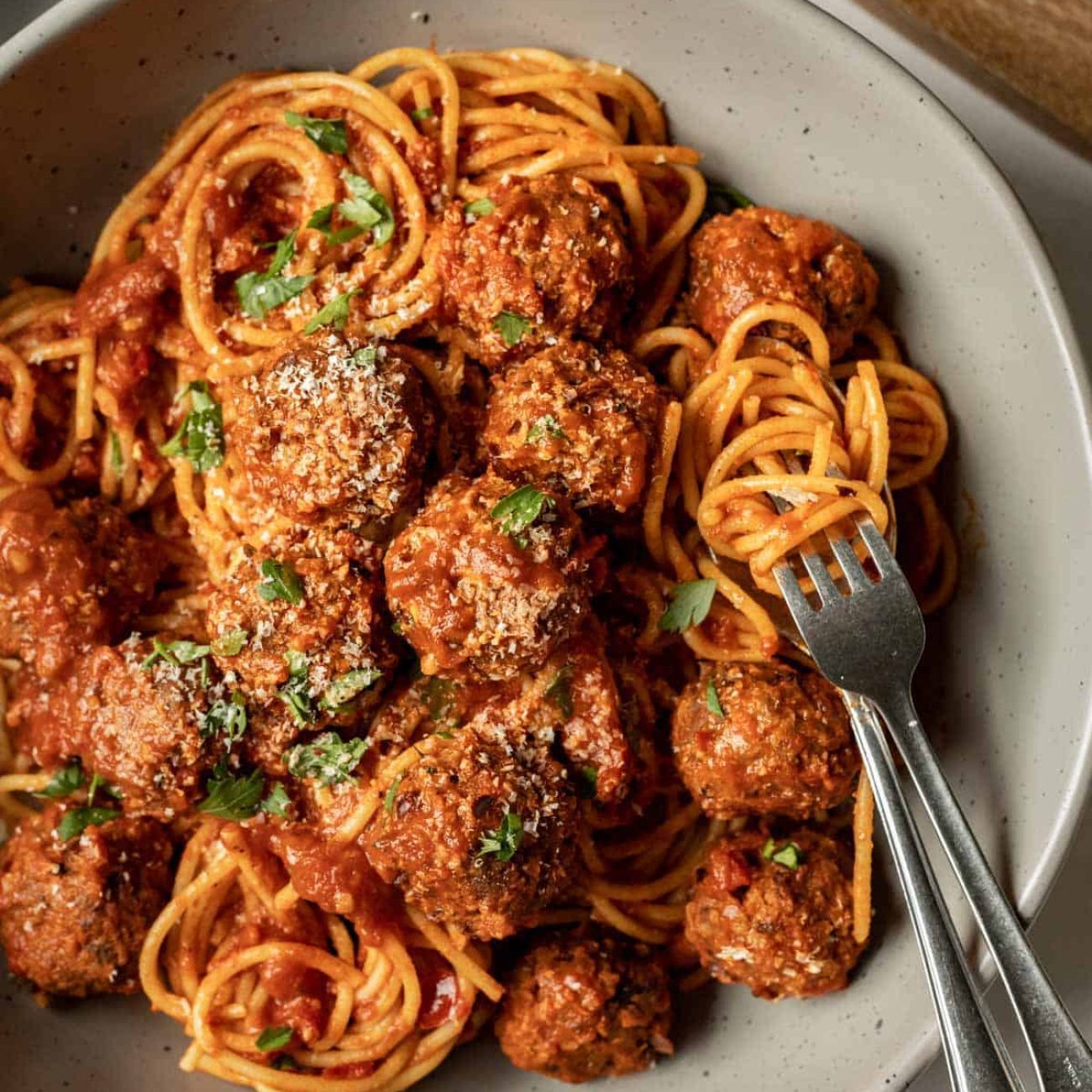 Spaghetti-meatballs