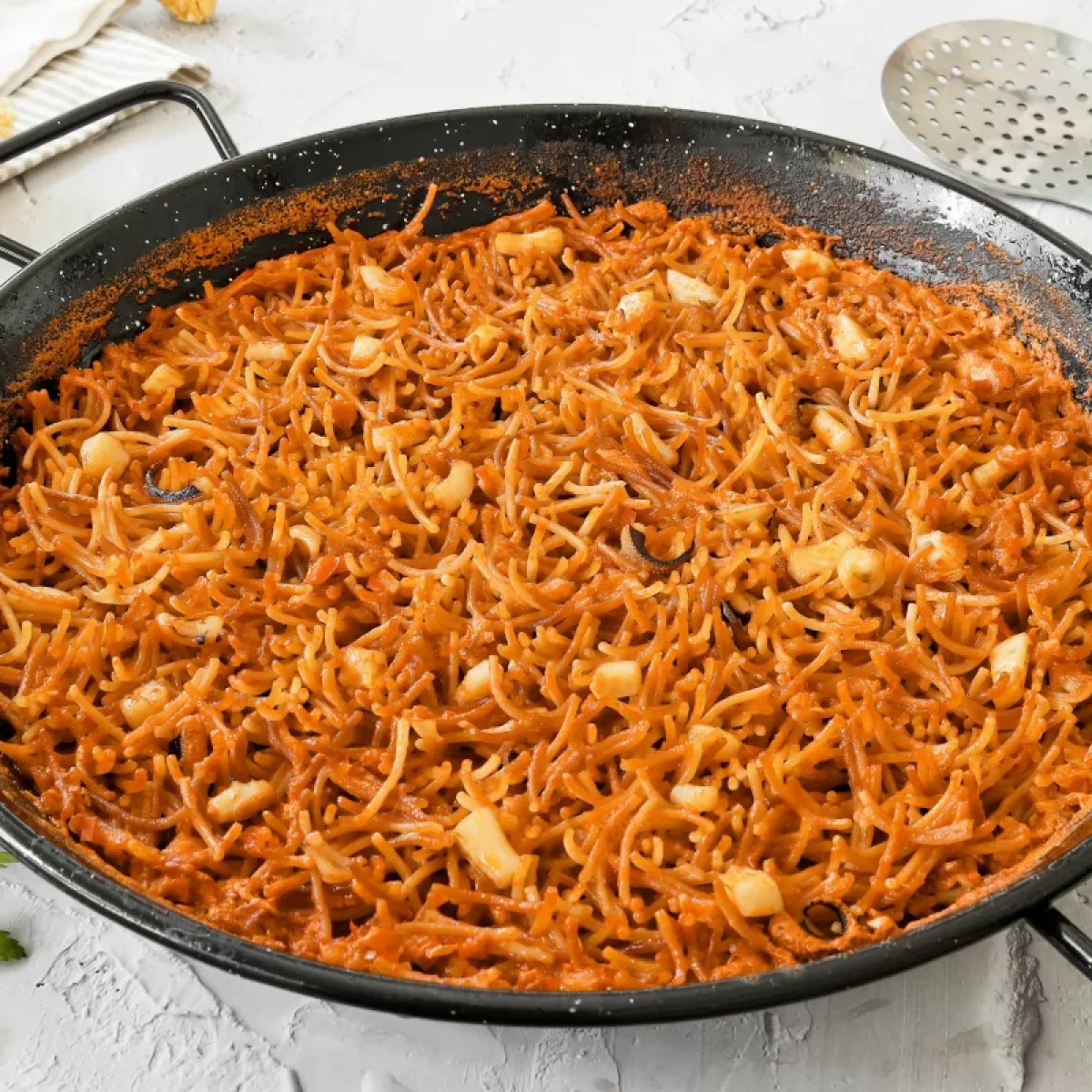 Fideuá-gambas-sepia-vegana